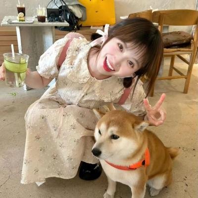 暗红